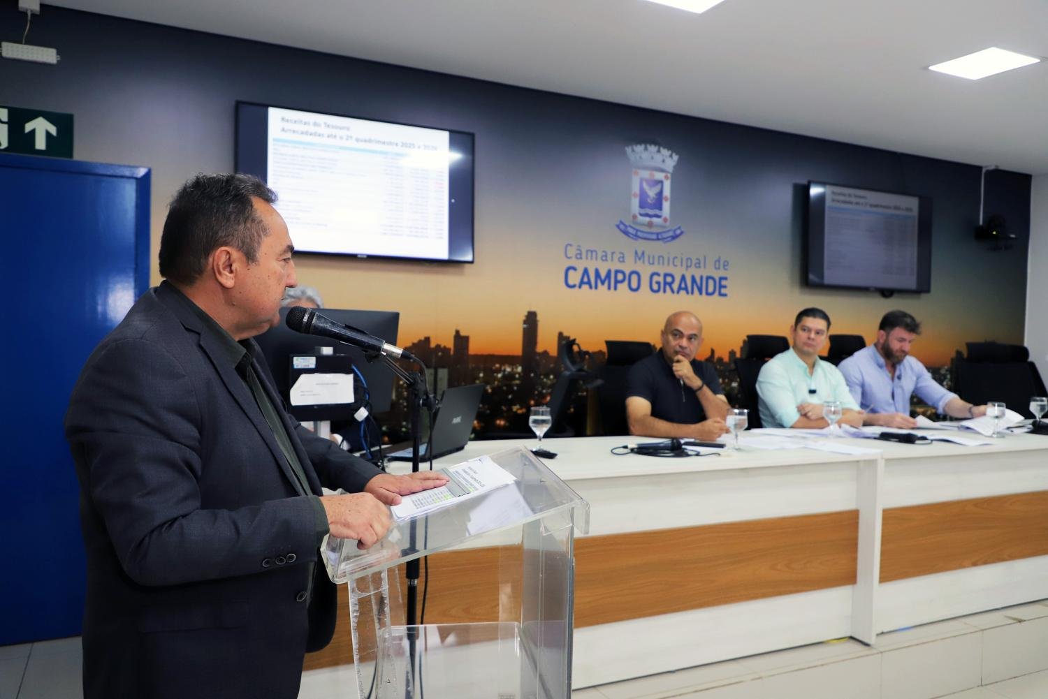 Câmara cobra explicações sobre investimentos, pessoal e IPTU em Campo Grande